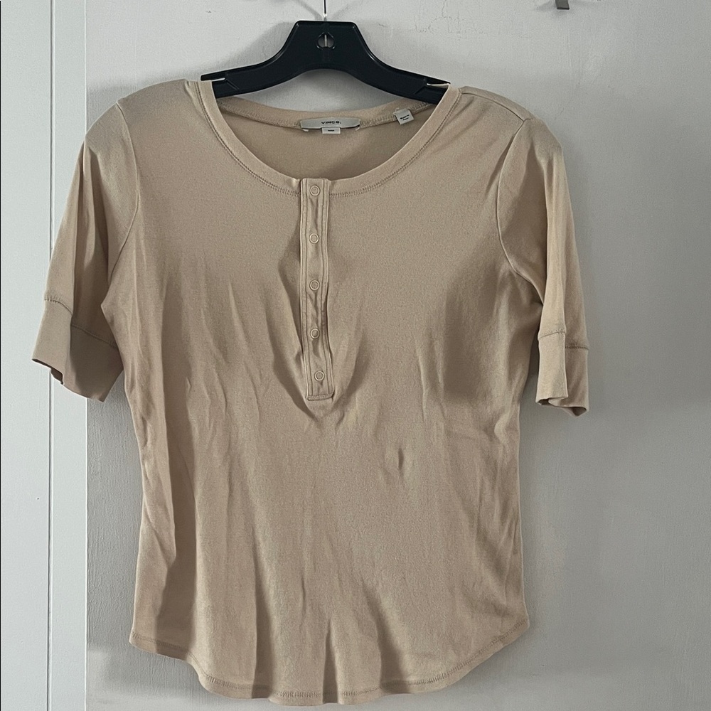 Vince Beige Buttoned Short Sleeve Tee
